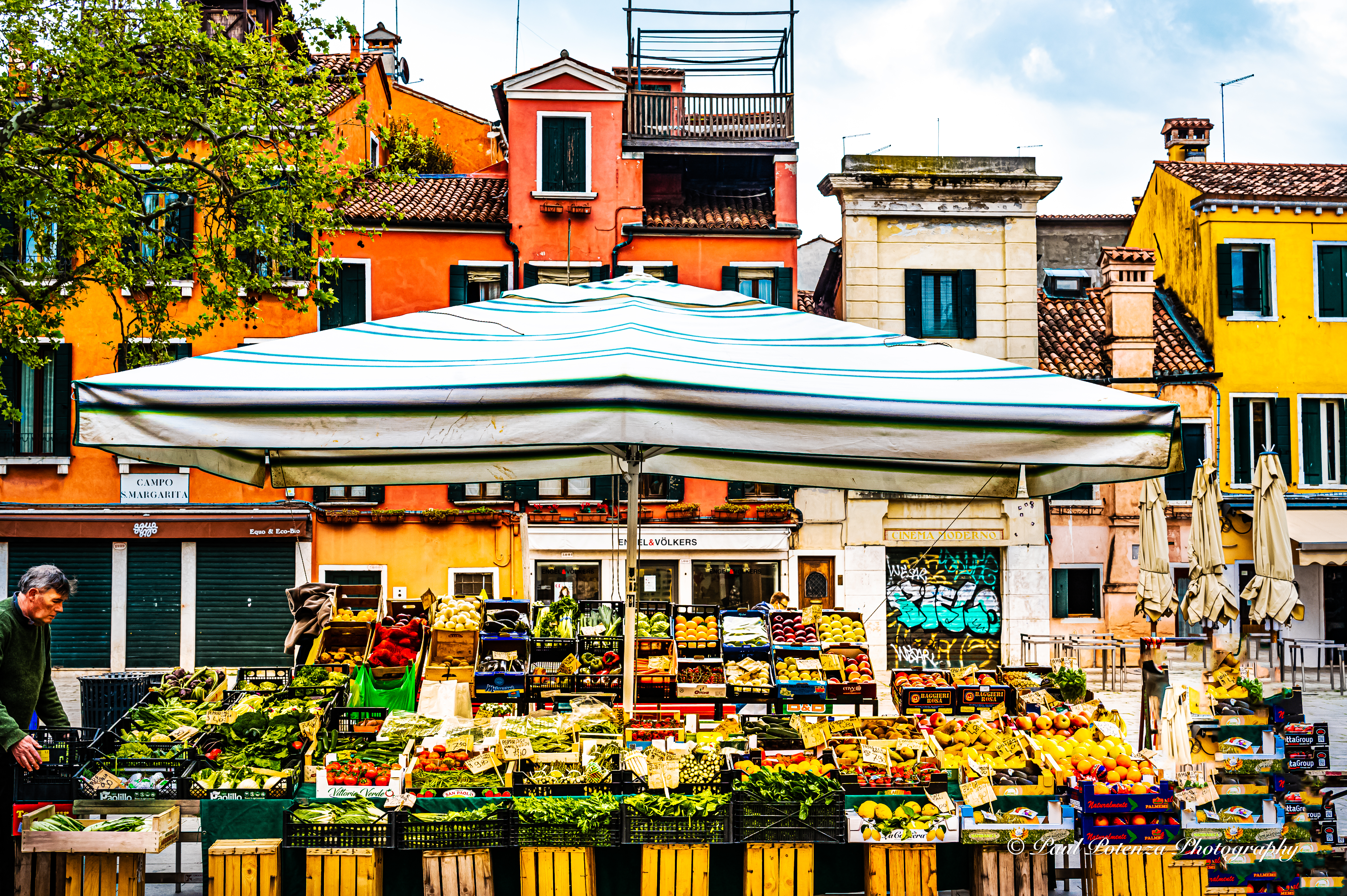  Venice Market 